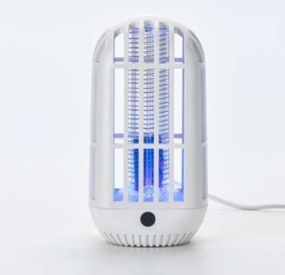 Goede prijs. Elektrische schok muggen vliegende insectenval termieten muggenkiller 5V 8x6.6x15.3cm Met oplaadbare Li-ion 1200 MAh batterij online